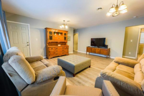 Large 6BR, 6 Bath in the city of Niagara Falls